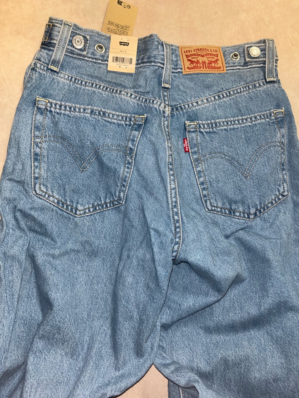 Levi's Clinch Baggy Light Blue Denim Jeans 24x31 NWT